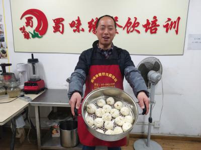 橘子视频成人污学做的包子